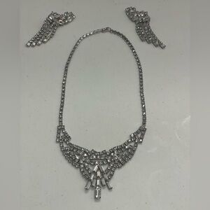Elegant Vintage Rhinestone Silver Necklace and Earring Set